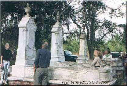 Mills Cemetery: Large Stones